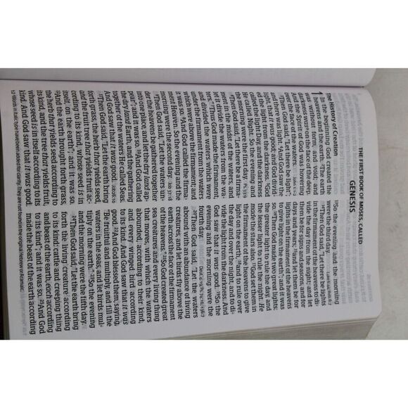 Holman NKJV Large Print Compact Reference Bible Red Letter Concordance Maps 2013 - Picture 9 of 10